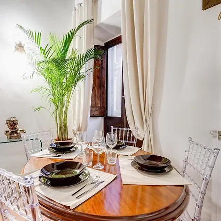 Apartment Giulio Cesare Deluxe - Spanish Step Romedreamhome *